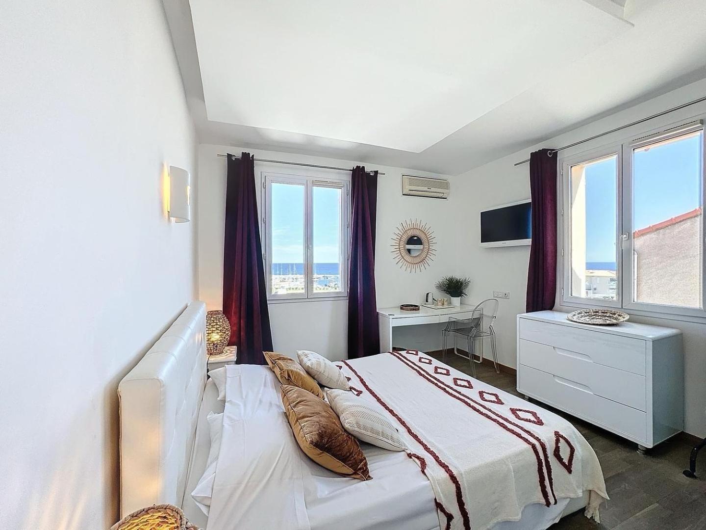 סארי סולנזארה Hotel Les 3 Terrasses מראה חיצוני תמונה