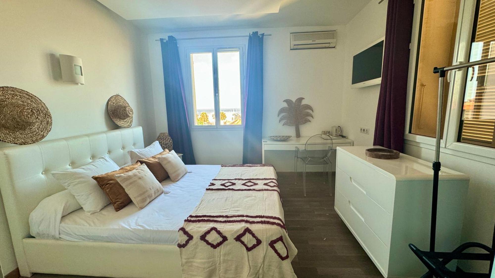 סארי סולנזארה Hotel Les 3 Terrasses מראה חיצוני תמונה